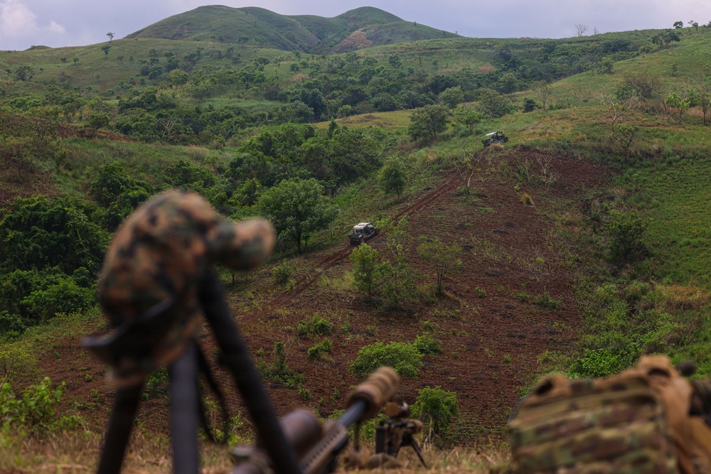 3rd Littoral Combat Team trains with attack drones and snipers in the Philippines