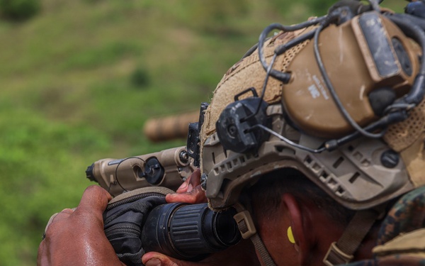 3rd Littoral Combat Team trains with attack drones and snipers in the Philippines