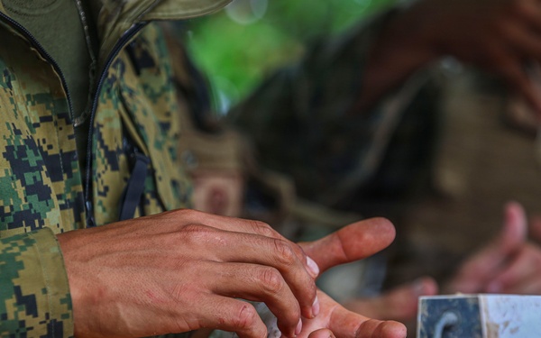 3rd Littoral Combat Team trains with attack drones and snipers in the Philippines