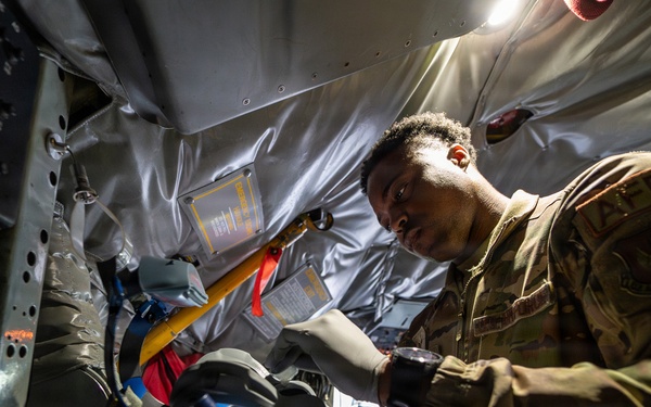 100 ARW fuels 48 FW in Ramstein Flag 26