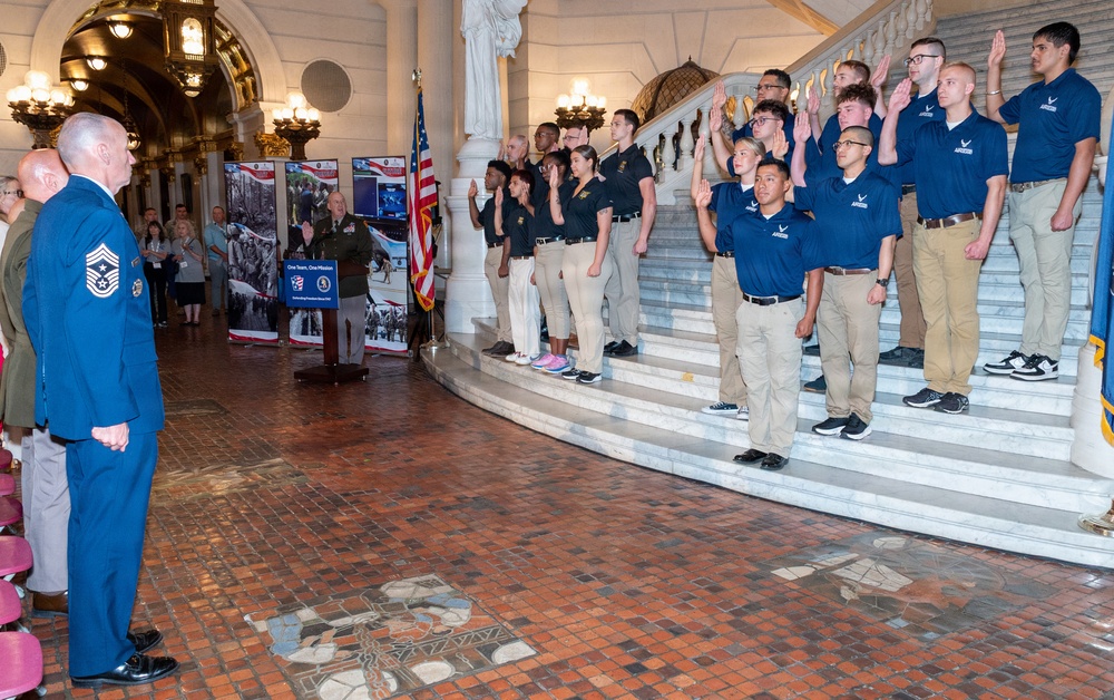 Guard and Veterans Day at the Capitol - Defending Freedom Since 1747