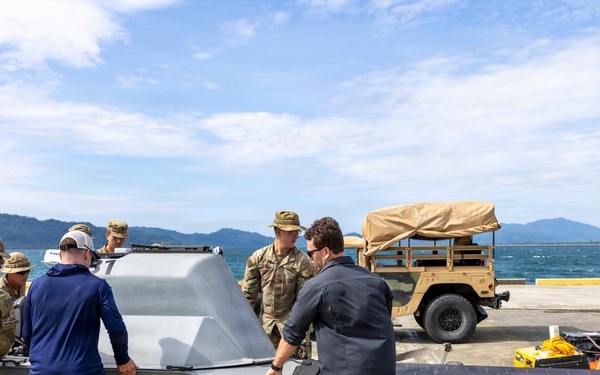 Salaknib 2026: U.S. Soldiers Launch Unmanned Surface Vessels in the Philippines