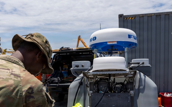 Salaknib 2026: U.S. Soldiers Launch Unmanned Surface Vessels in the Philippines