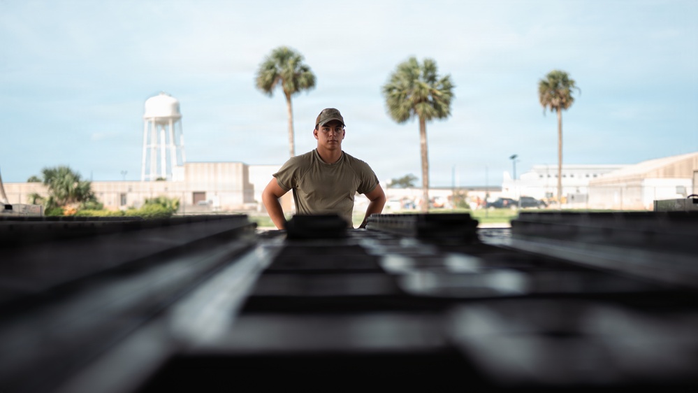 325th LRS Airmen conduct combat offload Method B training at Tyndall AFB