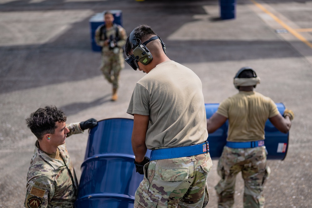 325th LRS Airmen conduct combat offload Method B training at Tyndall AFB
