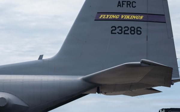 325th LRS Airmen conduct combat offload Method B training at Tyndall AFB