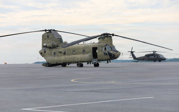 CH-47 chinook helicopters