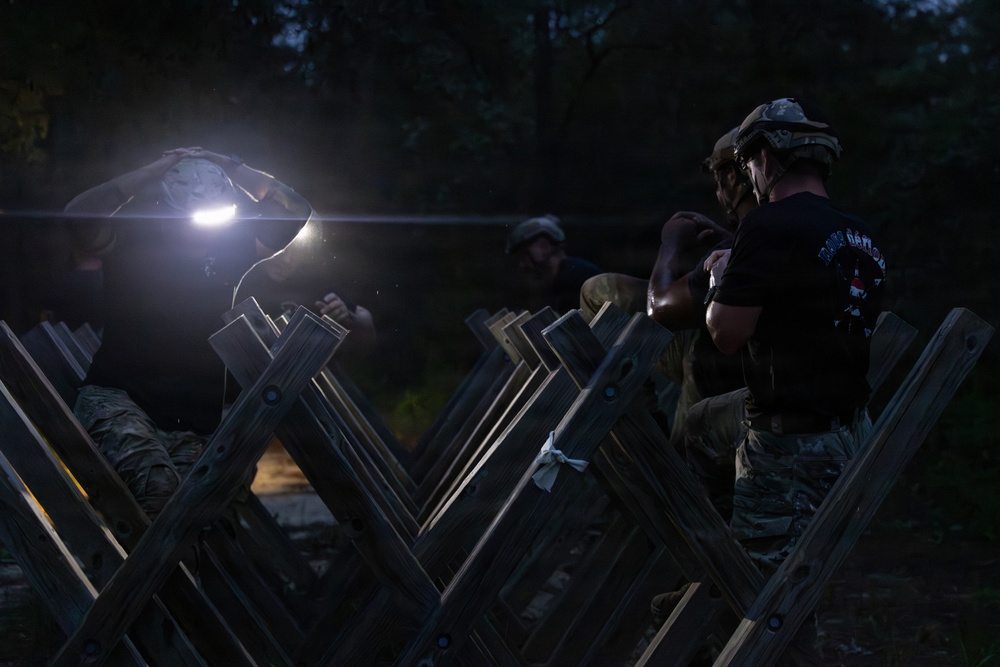 7th Special Forces Group (Airborne) Soldiers compete in Best Team competition during Red Empire Week 2026