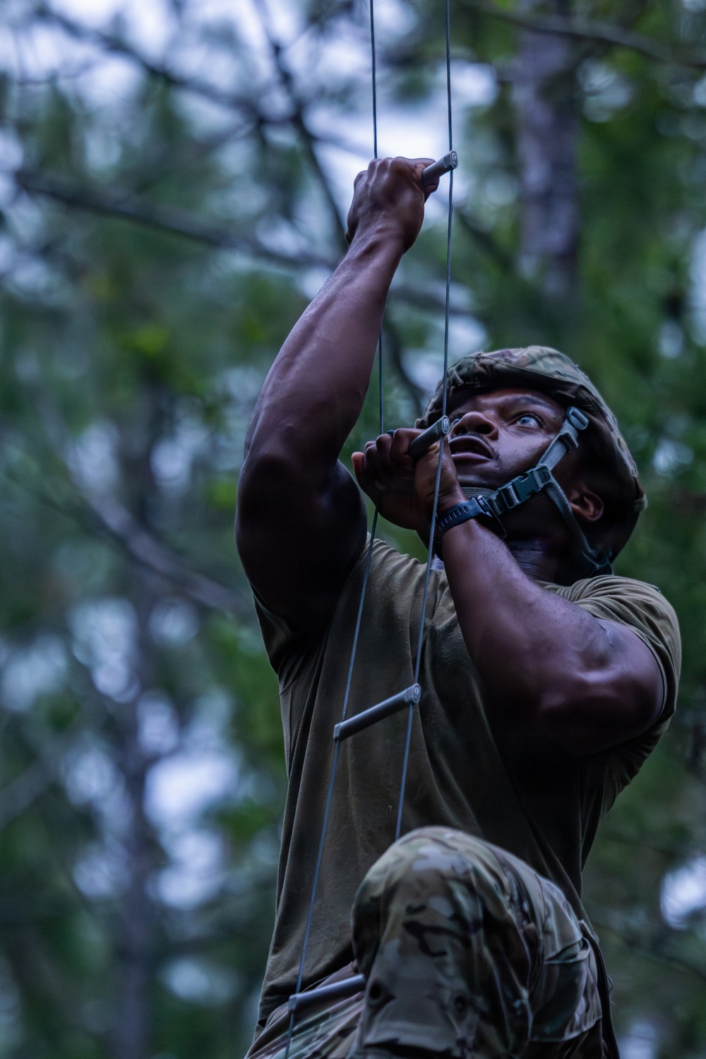 7th Special Forces Group (Airborne) Soldiers compete in Best Team competition during Red Empire Week 2026