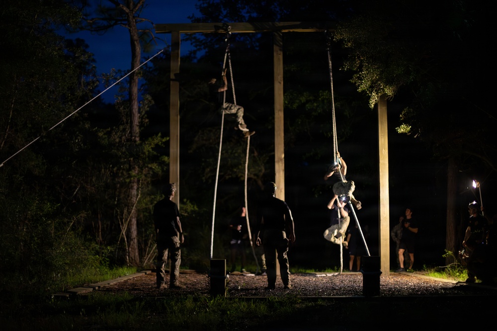 7th Special Forces Group (Airborne) Soldiers compete in Best Team competition during Red Empire Week 2026