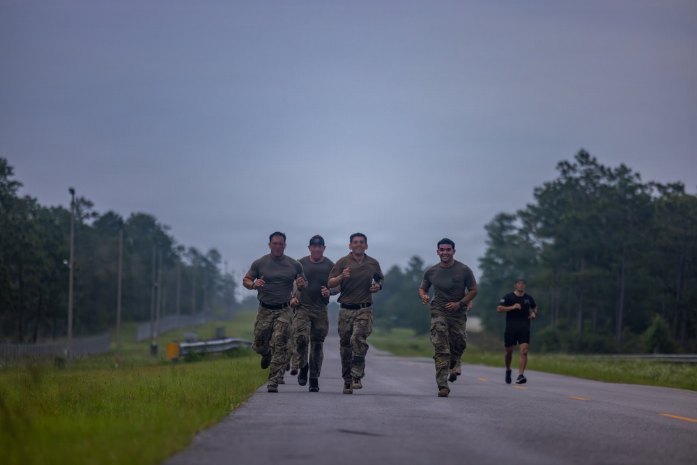 7th Special Forces Group (Airborne) Soldiers compete in Best Team competition during Red Empire Week 2026