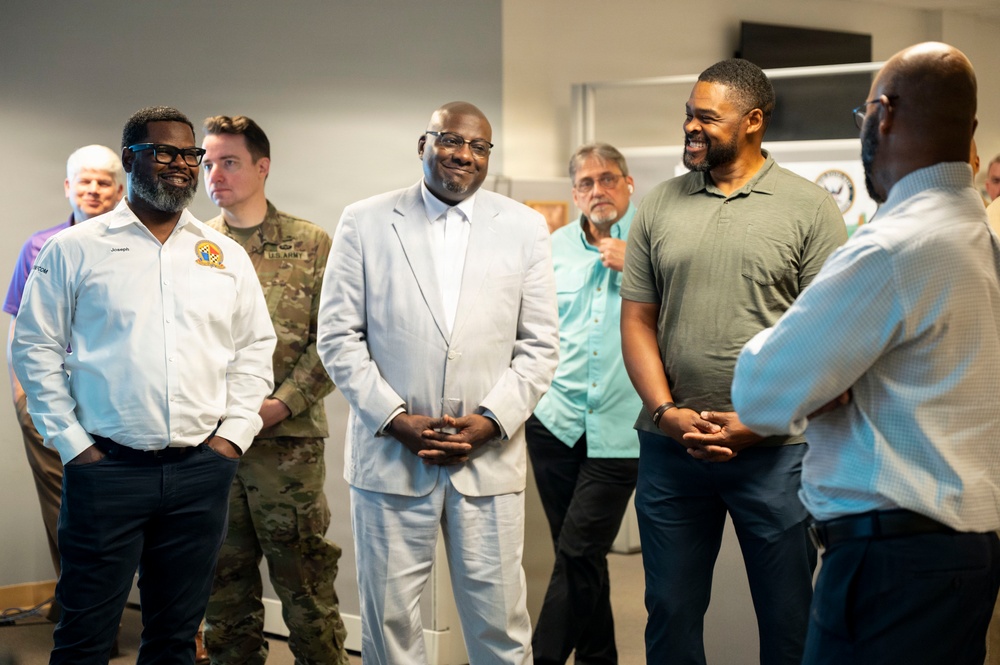 USMEPCOM Visits CNRC ROC