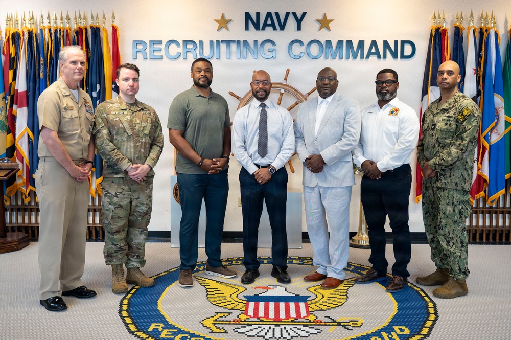 USMEPCOM Visits CNRC ROC