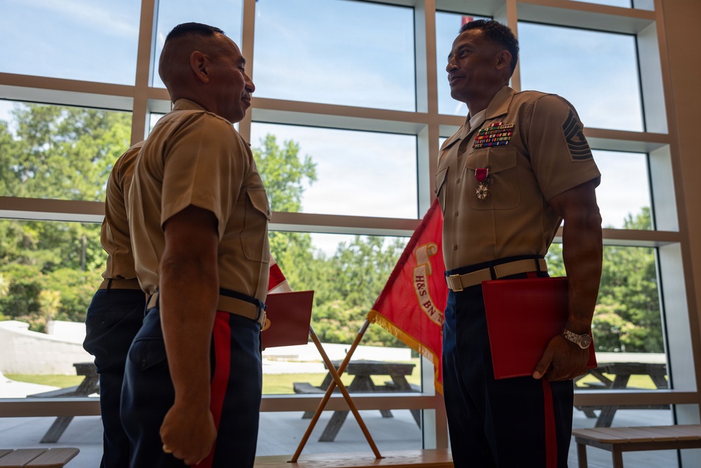 Master Gunnery Sergeant Steven Upsher Retires after 30 years