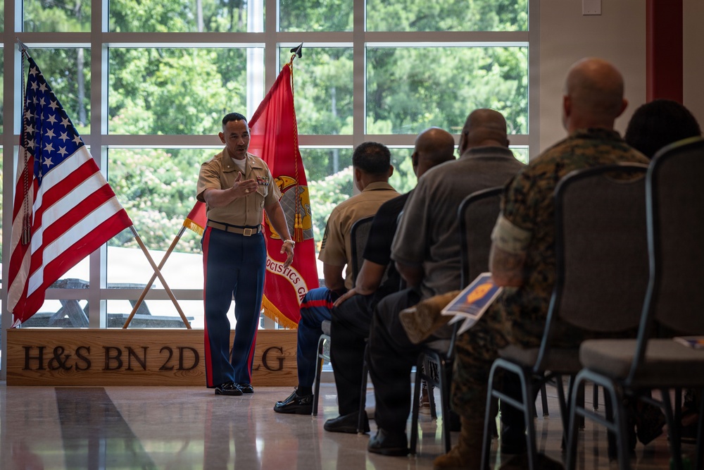 Master Gunnery Sergeant Steven Upsher Retires after 30 years