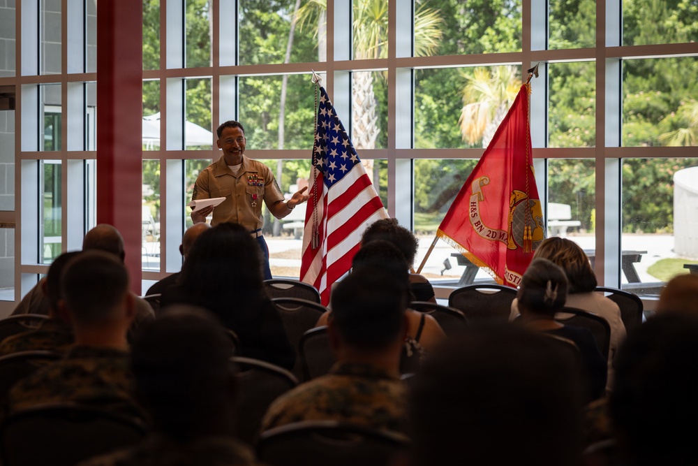 Master Gunnery Sergeant Steven Upsher Retires after 30 years