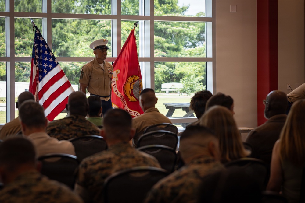 Master Gunnery Sergeant Steven Upsher Retires after 30 years