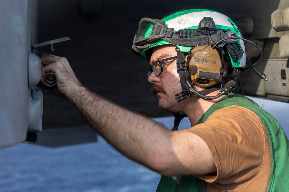 Abraham Lincoln Conducts Flight Deck Operations