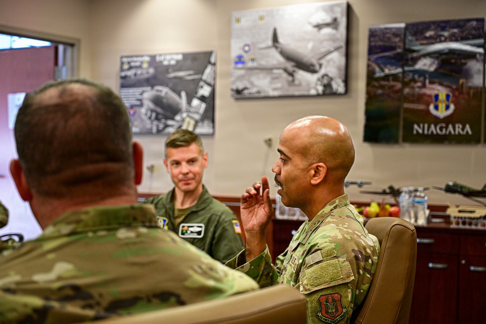 AFRC COMMAND CHIEF NUÑEZ VISITS NIAGARA TO ENGAGE WITH 914 ARW AIRMEN