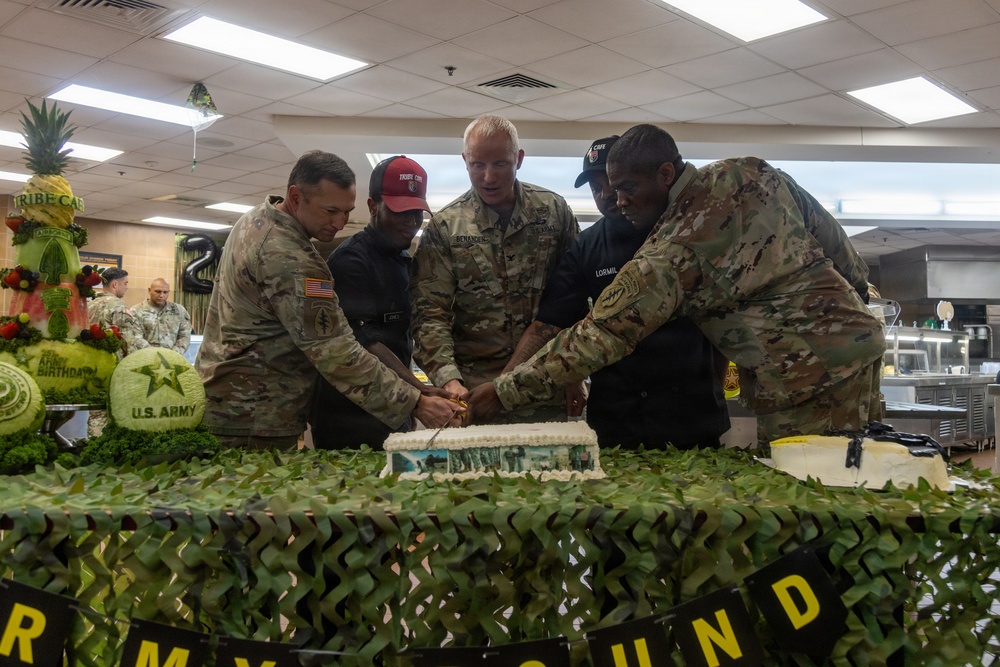 3rd Special Forces Group (Airborne) celebrates Army 251st birthday during annual birthday meal