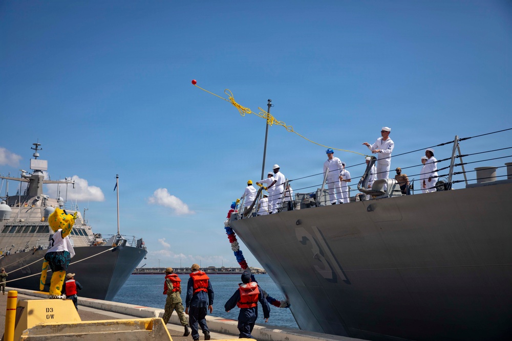 USS Cleveland Arrives at Naval Station Mayport
