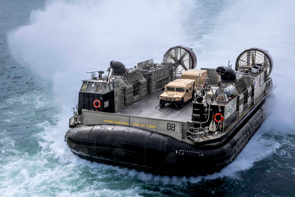 Kearsarge Conducts Well Deck Operations