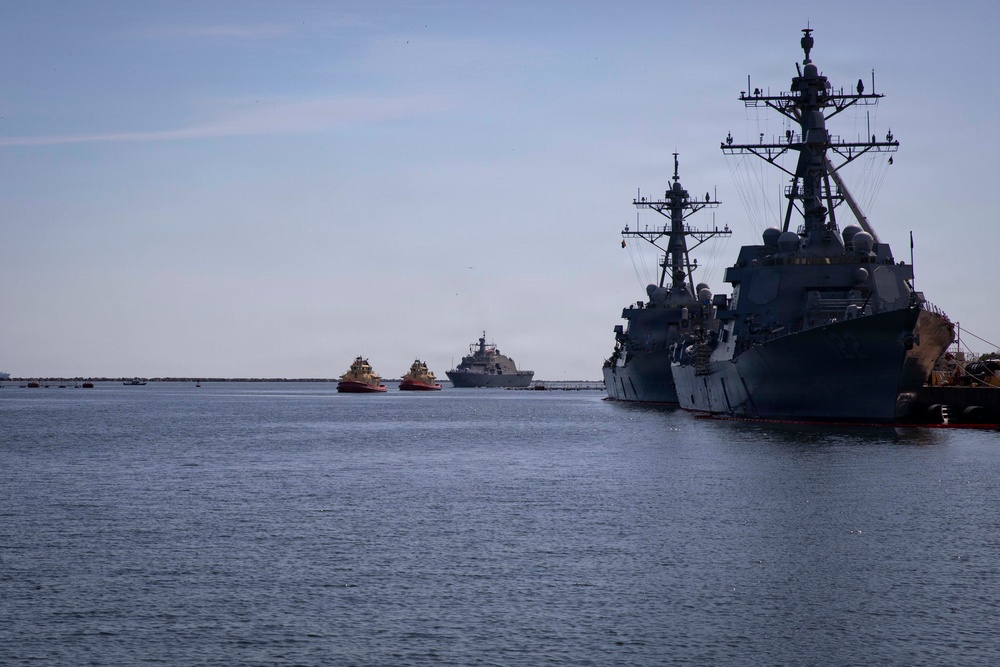 USS Cleveland Arrives at Naval Station Mayport