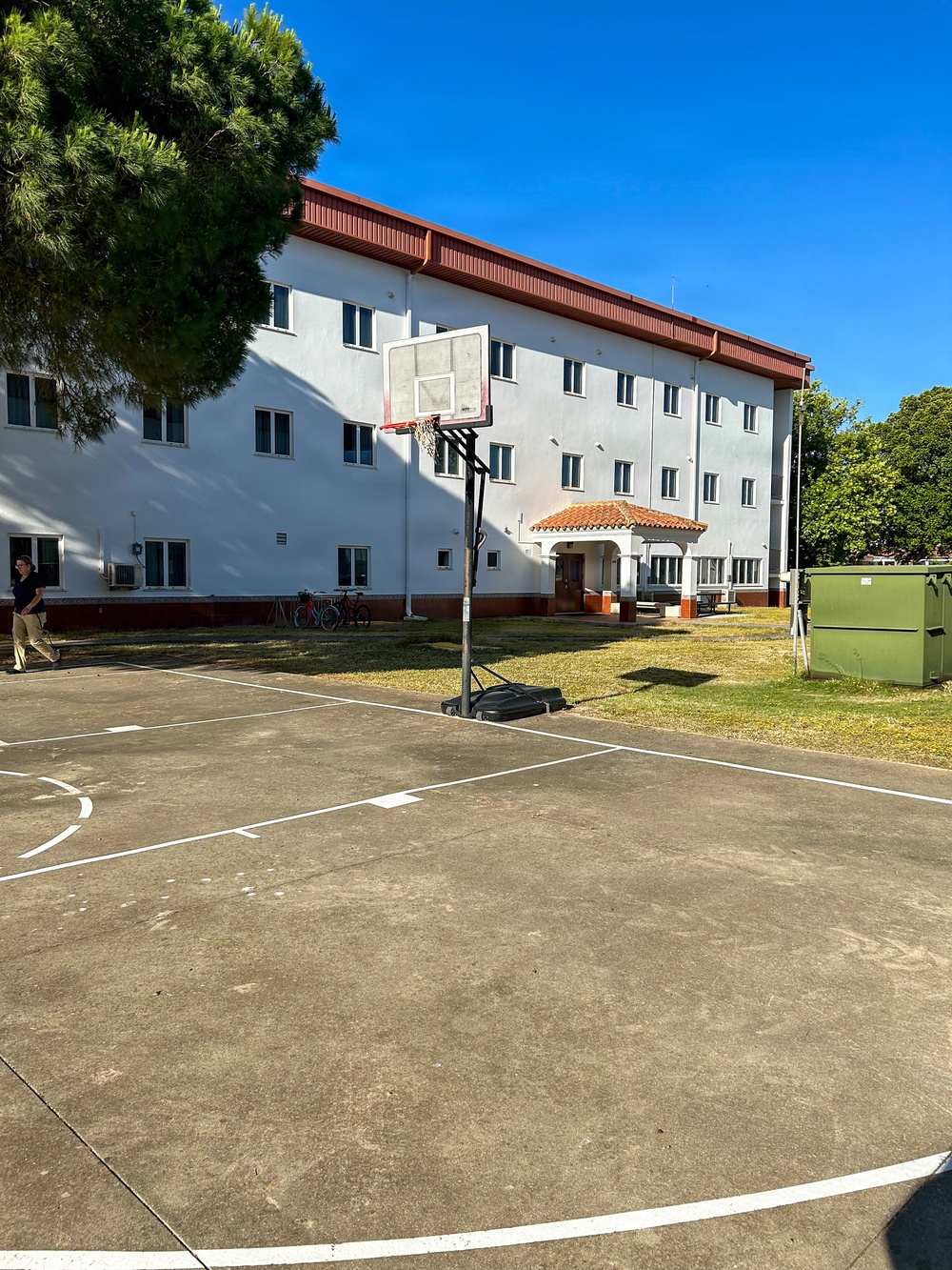 Naval Station Rota Basketball Court Pre-Renovation