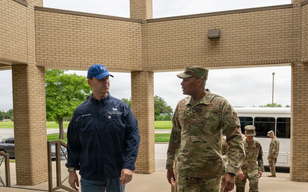 SAF/IE Borders tours JBSA-Lackland MWD and BMT facilities