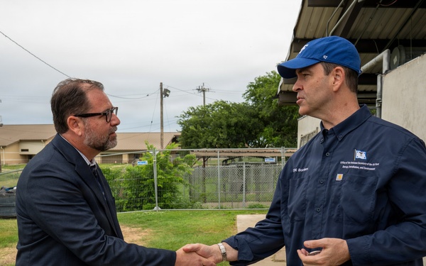 SAF/IE Borders tours JBSA-Lackland MWD and BMT facilities