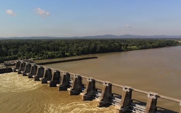 UAS photo of Ormond Lock and Dam