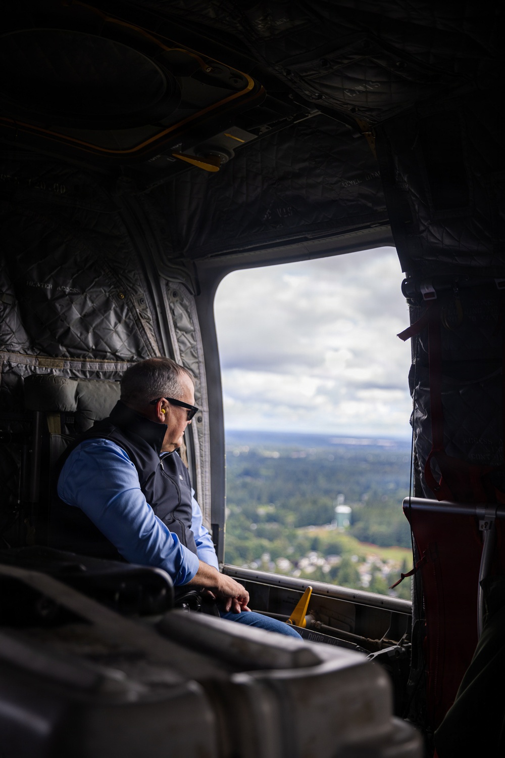 Washington National Guard Hosts "Legislative Lift" to Highlight Readiness and Statewide Missions