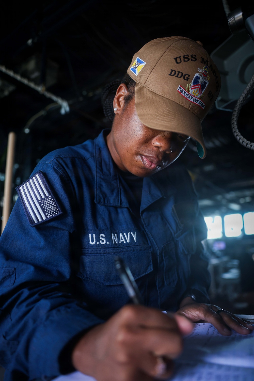 Mason Sailors Conduct Bridge Operations