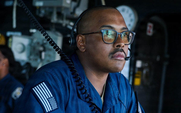 Mason Sailors Conduct Bridge Operations