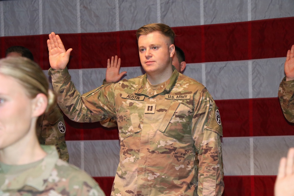 New Army officers welcomed to WBAMC during promotion and oath of office ceremony