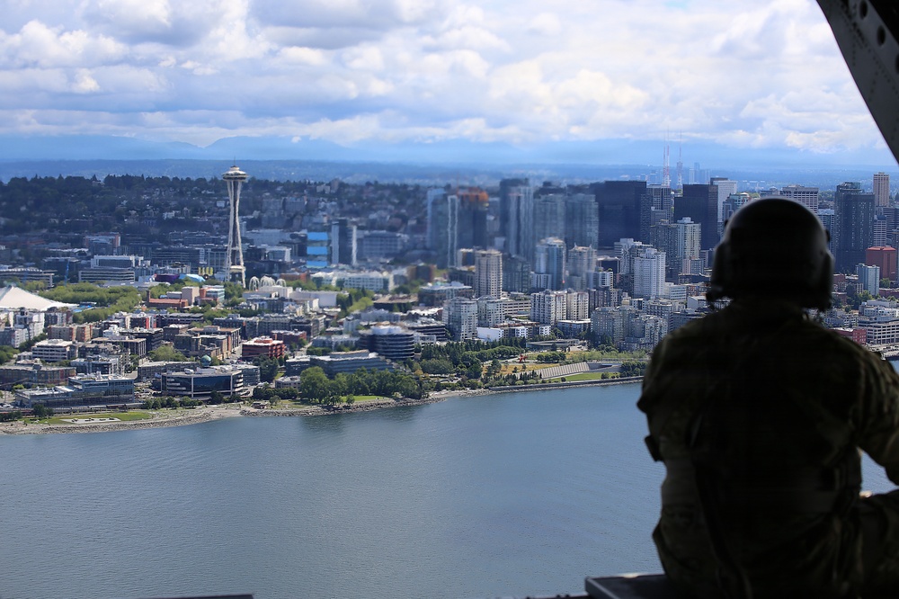 Washington National Guard Hosts "Legislative Lift" to Highlight Readiness and Statewide Missions