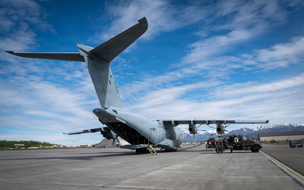 U.S., Royal Air Force conduct joint refueling operations during RED FLAG-Alaska 26-2