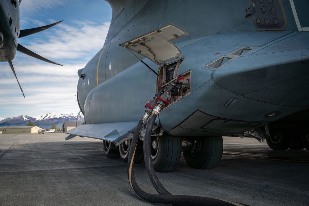 U.S., Royal Air Force conduct joint refueling operations during RED FLAG-Alaska 26-2
