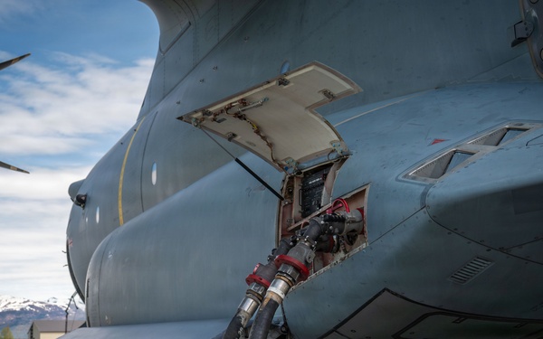 U.S., Royal Air Force conduct joint refueling operations during RED FLAG-Alaska 26-2