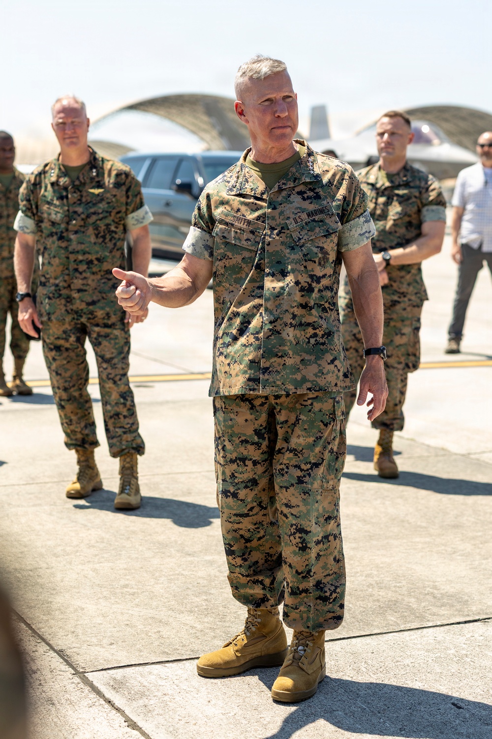 The Commandant, Gen. Eric M. Smith, and the Sergeant Major of the Marine Corps, Sgt. Maj. Carlos A. Ruiz, visit MCAS Cherry Point