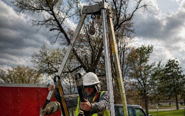 Fort McCoy NEC personnel strengthen safety readiness during confined-space training