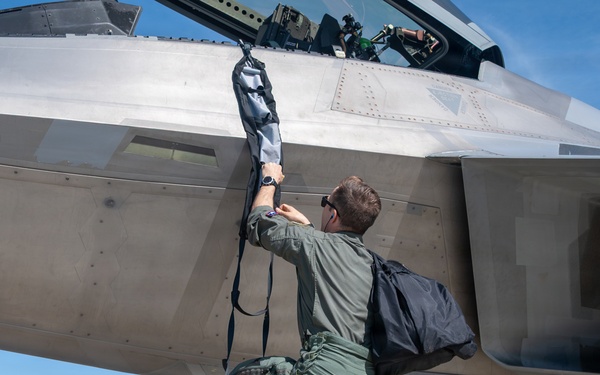 Lighter, faster, ready: Exercise Iron Warrior