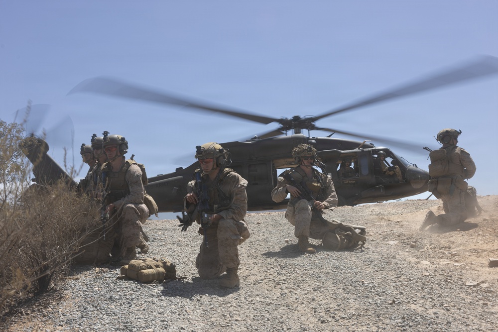 U.S. Marines conduct UH-60M reconnaissance mission