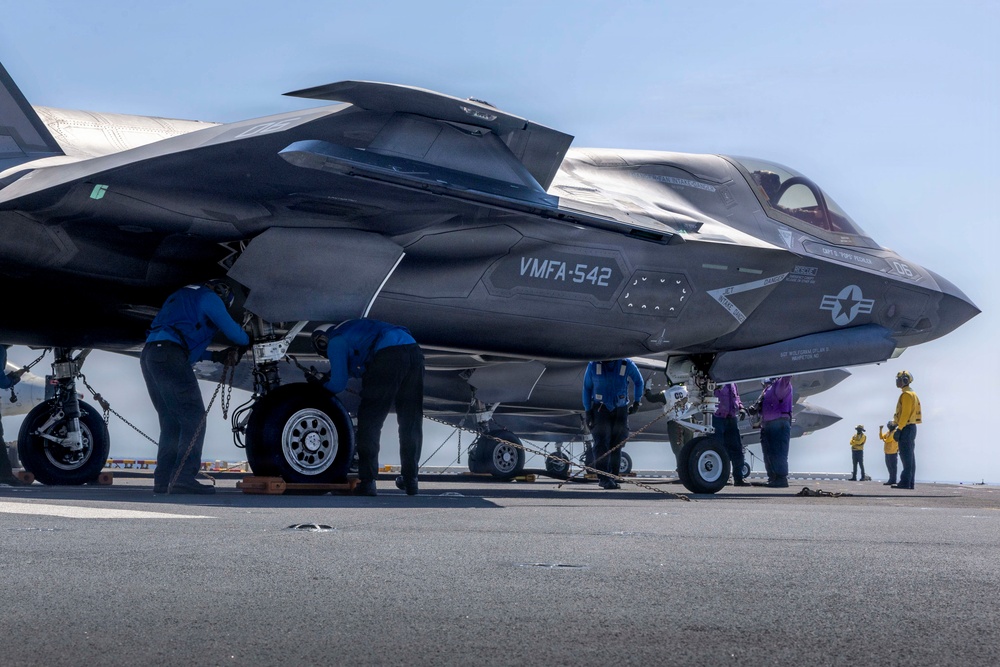 Kearsarge Conducts TCAT Exercise