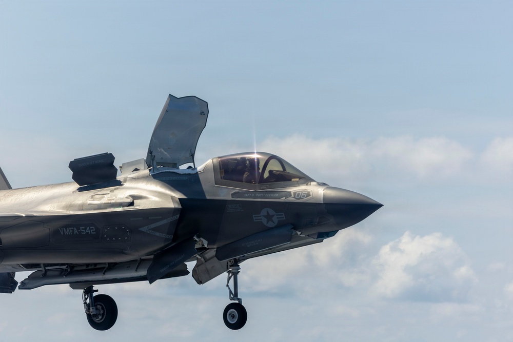 Kearsarge Conducts TCAT Exercise