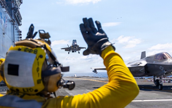 26th Marine Expeditionary Unit’s Type Commanders Amphibious Training | F-35B Lightning II Carrier Qualification