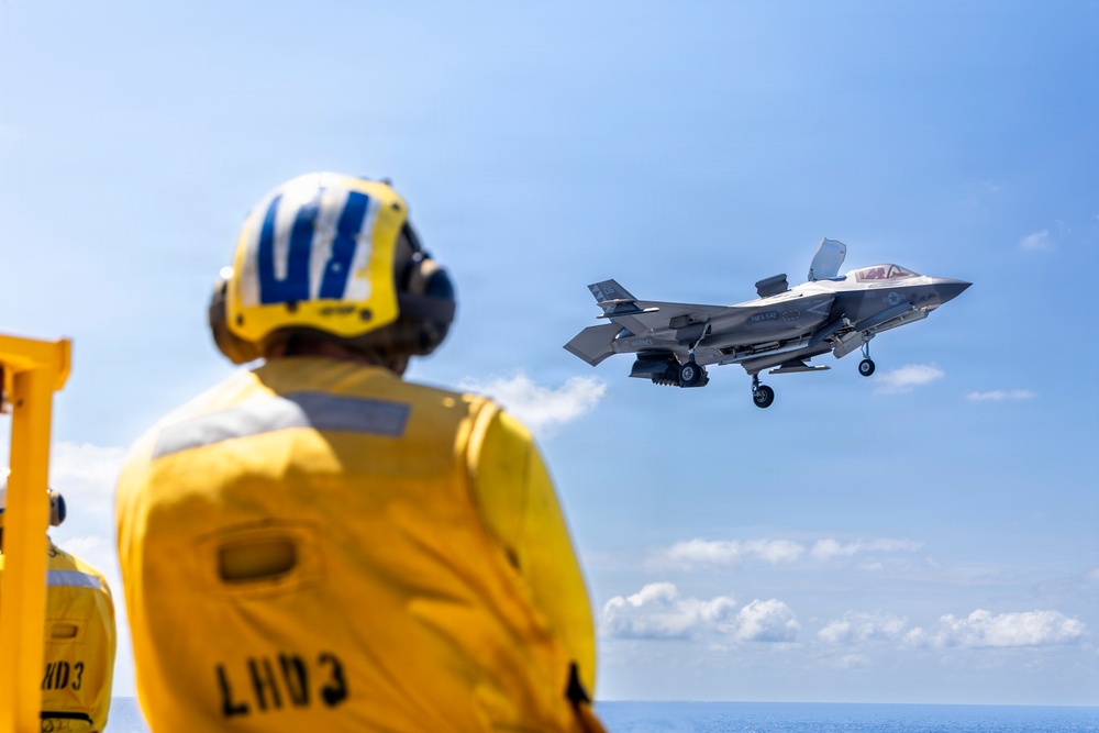 26th Marine Expeditionary Unit’s Type Commanders Amphibious Training | F-35B Lightning II Carrier Qualification