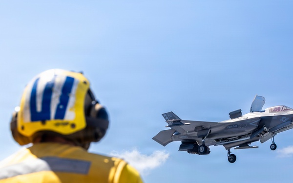 26th Marine Expeditionary Unit’s Type Commanders Amphibious Training | F-35B Lightning II Carrier Qualification
