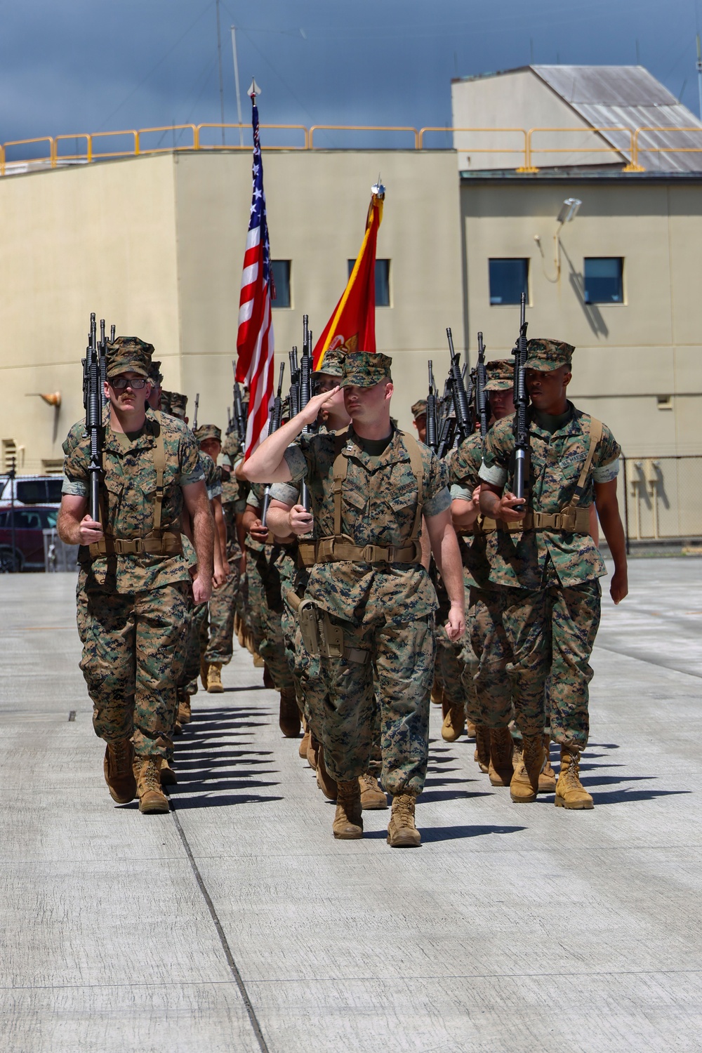 VMGR-153 holds change of command