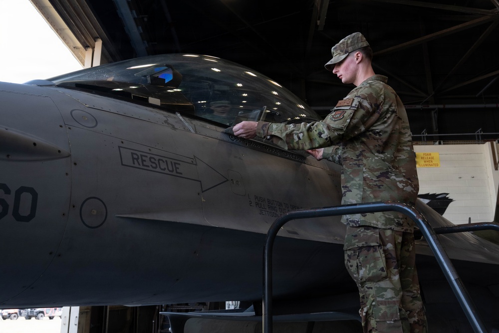 Col. John DeLion assumes command of 8th FW